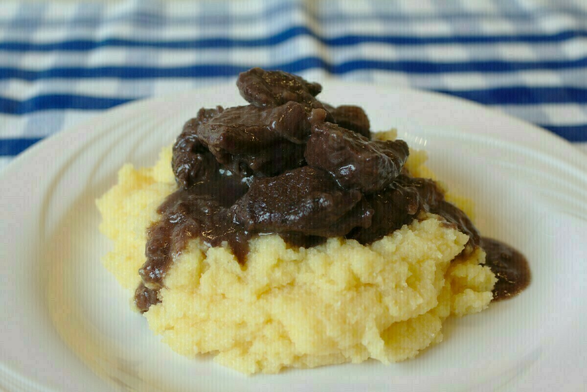 Marhanyak hagymával