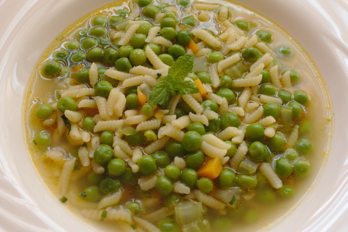 Zöldborsó minestra