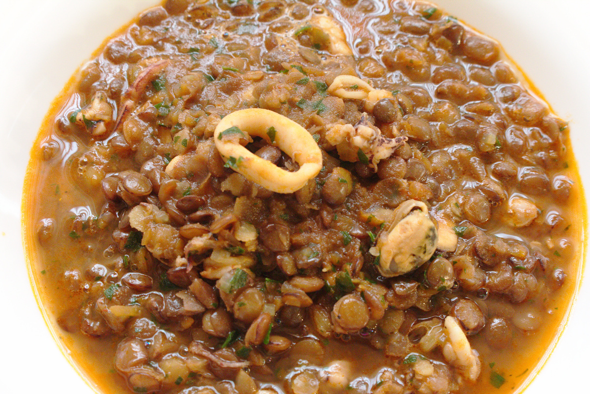 Lencseleves tenger gyümölcseivel