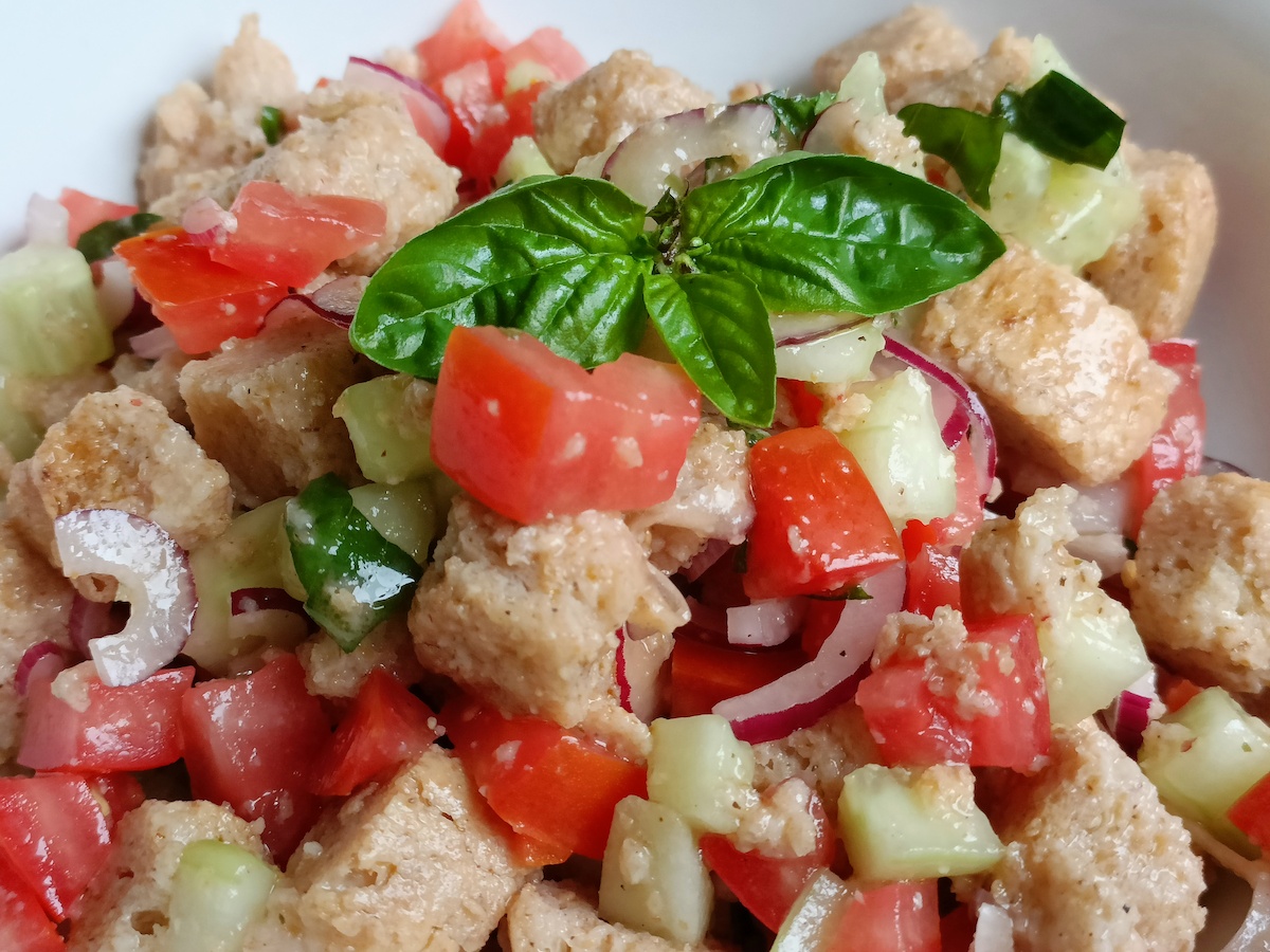 Panzanella toscana