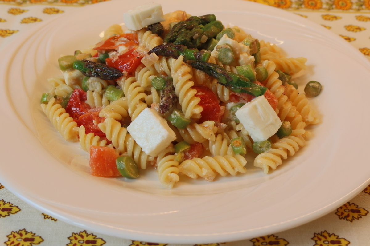 Fusilli agli asparagi con feta