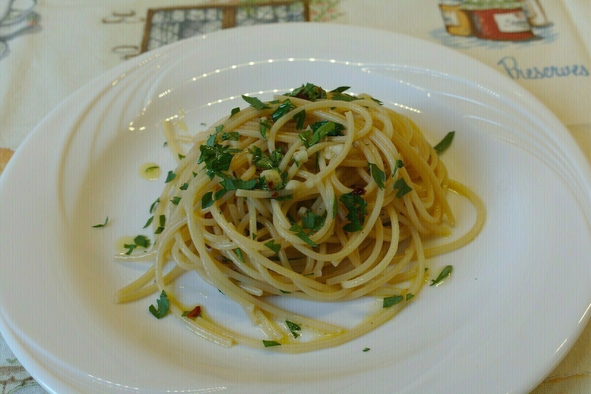 Spaghetti con la colatura di alici