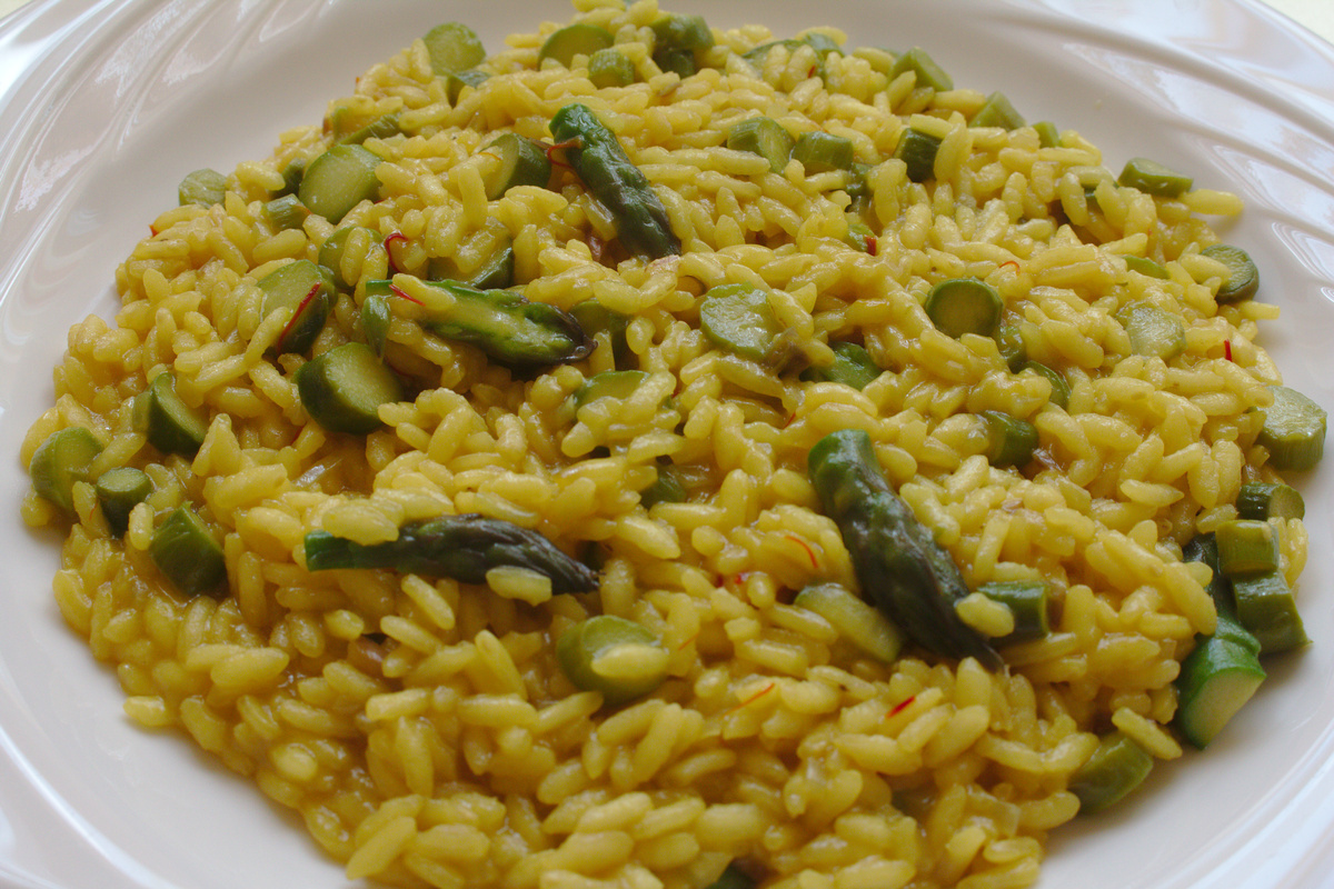 Risotto agli asparagi e zafferano