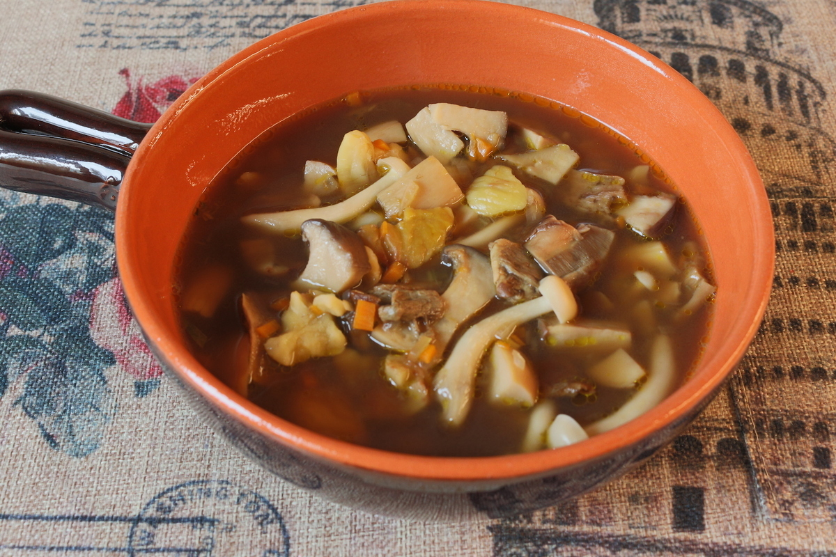 Zuppa di funghi e castagne